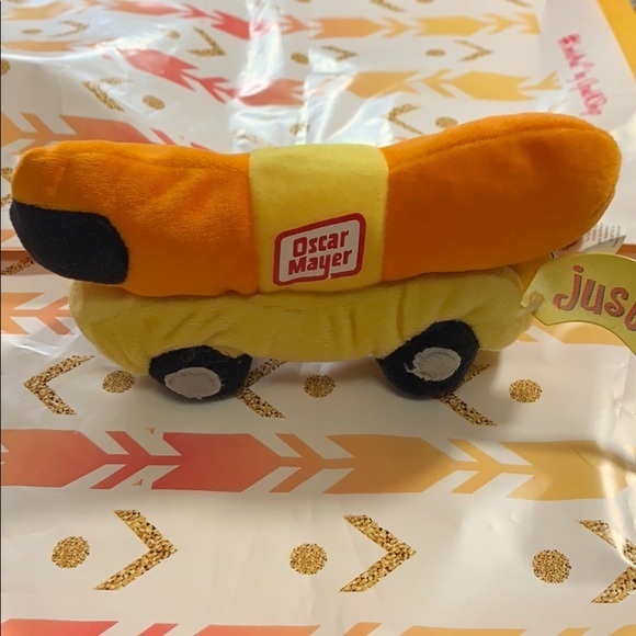 Mint!!! Oscar Mayer Weiner Mobile!!! - Picture 4 of 6